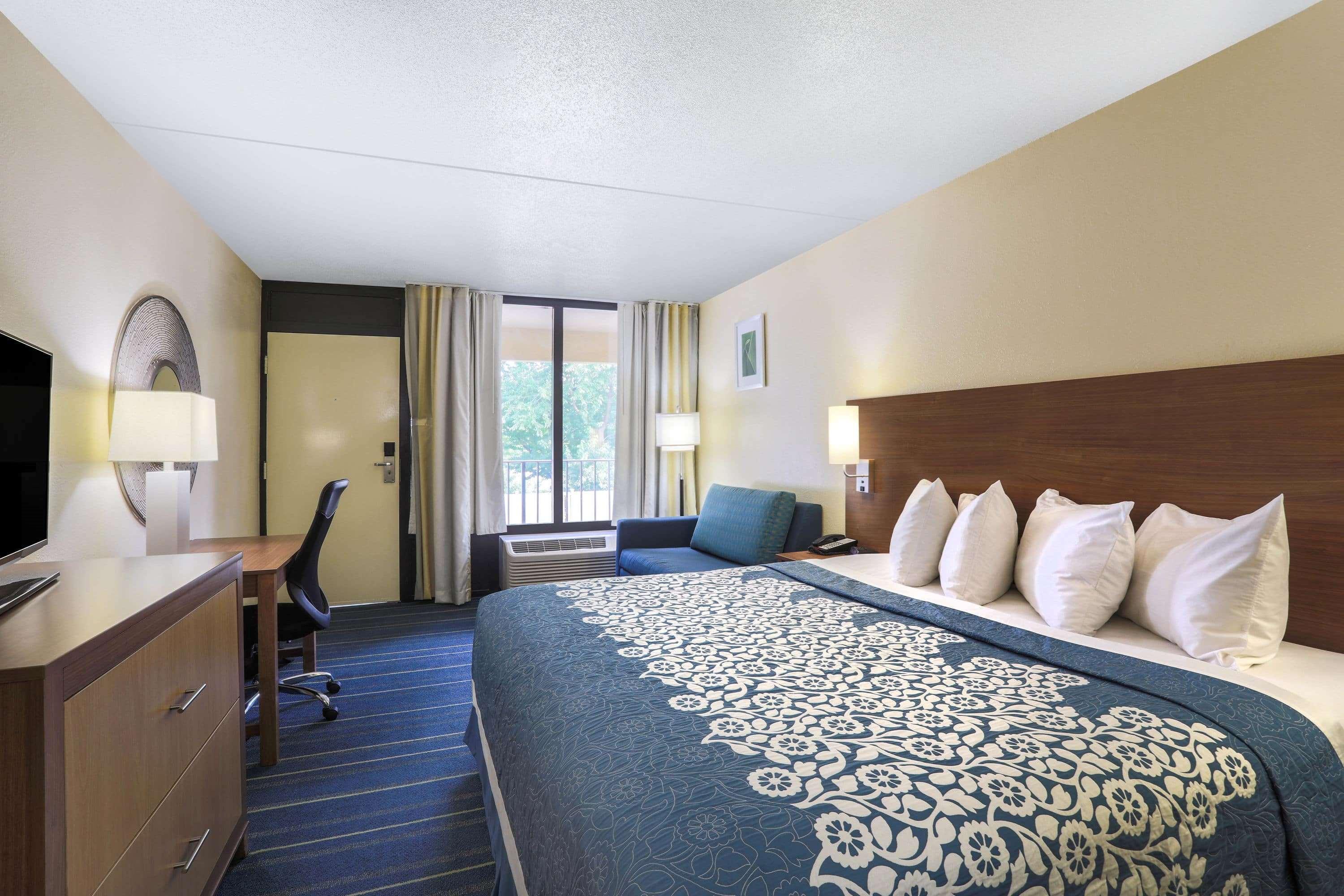 Days Inn By Wyndham Newark Wilmington Ngoại thất bức ảnh