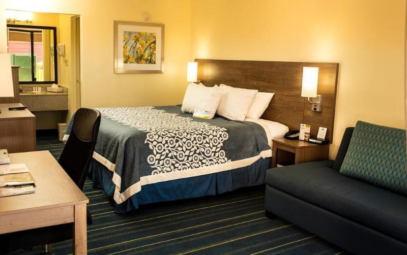 Days Inn By Wyndham Newark Wilmington Ngoại thất bức ảnh
